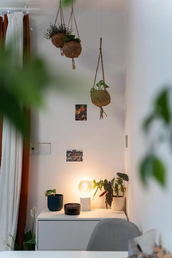 Apartment Maly Utulny Byt S Balkonem A Projektorem Prague